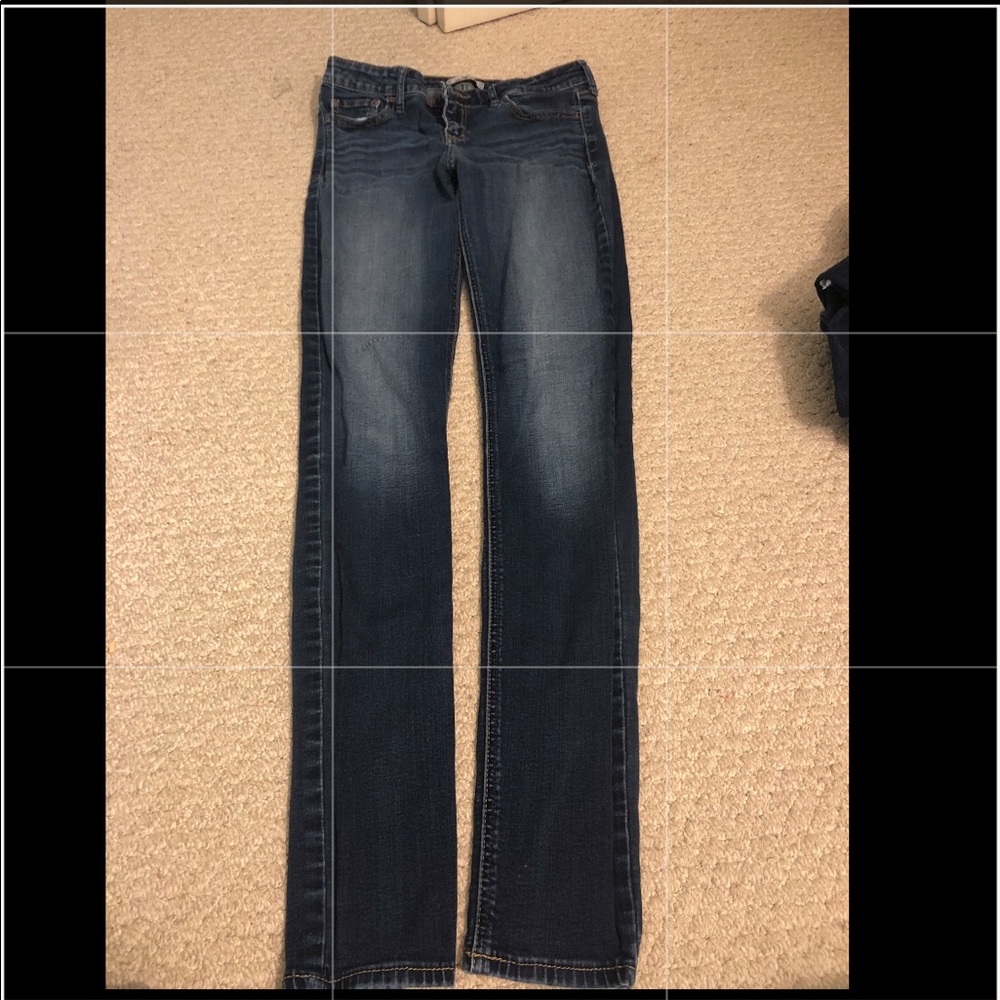 Hollister jeans